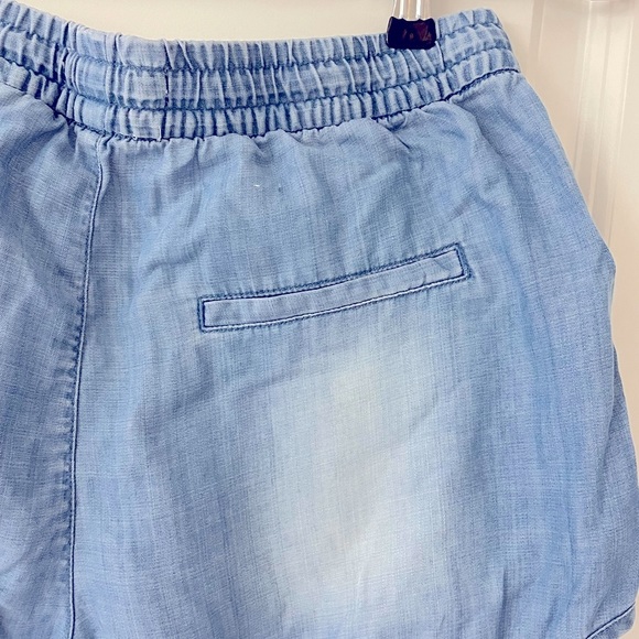 H&M | Chambray Drawstring Shorts | Size 2 - Picture 8 of 8